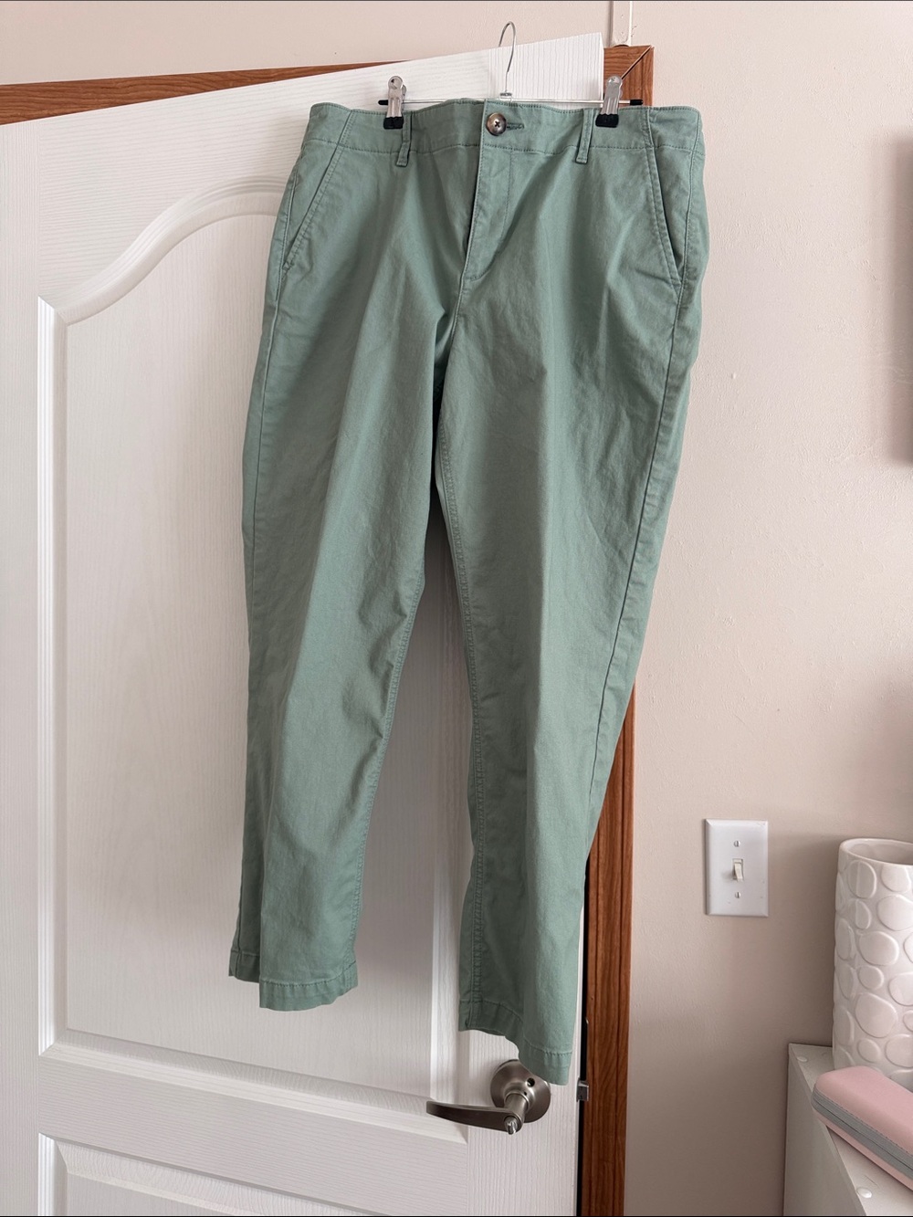 Women’s  Casual Chino Pants in Sage Green